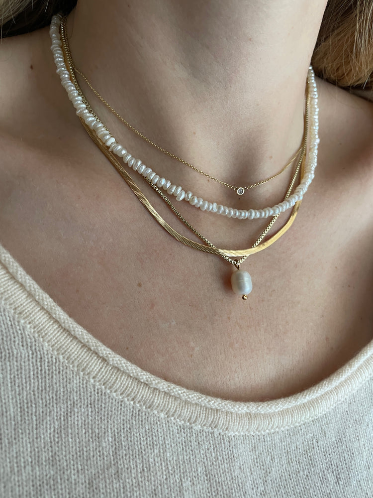 Alpinglow Pearl Choker